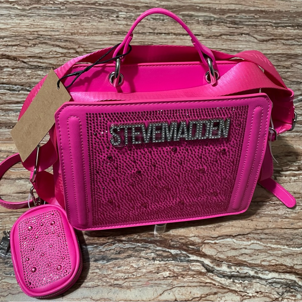 Steve Madden - Picture 4 of 11